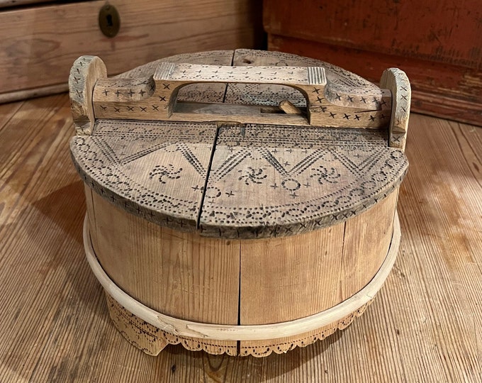 Museum quality-Dated 1837 Antique groat/porridge amber / tine box from Telemark, Norway, Norwegian folk art, detailed hand carved