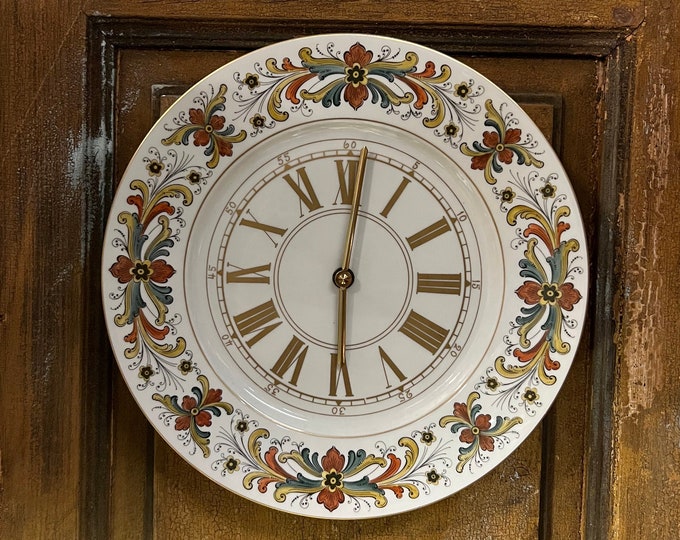 RARE 1960s Porsgrund Torstein Ronjom handpainted Norwegian Nordic /rosemaling pattern wall hanging Clock Nordisk folk art, Collectible, 24k