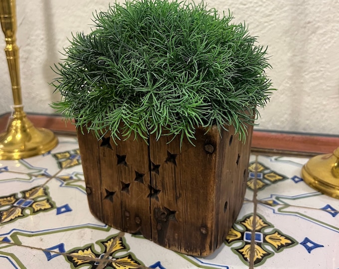 1800s' Antique Norwegian butter / cheese form/flower potte, Norwegian folk art /folkart / folk-art, Rustic country/ farmhouse style