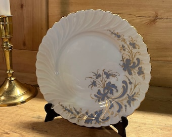 1980s' Porsgrund Porcelain Rosemaling pattern lunch plate/cake plate, Bogstad modell with Seljord Pattern, Norwegian design