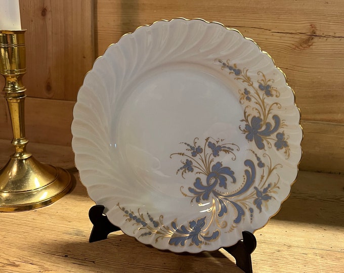 1980s' Porsgrund Porcelain Rosemaling pattern lunch plate/cake plate, Bogstad modell with Seljord Pattern, Norwegian design
