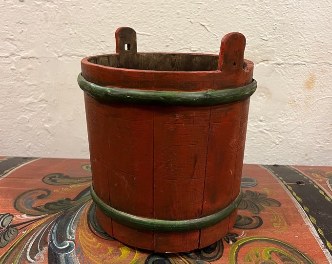 1800s' antique Norwegian handcrafted groat/porridge amber/Tine box from Telemark, Norway, traditional folkart, Good condition