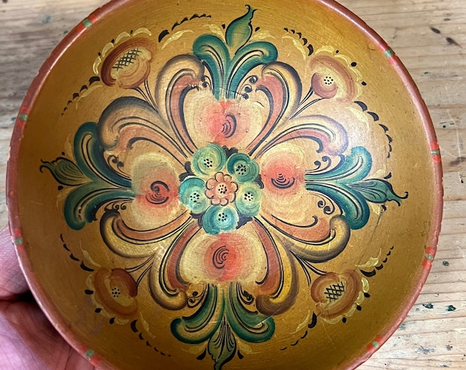Antique Norwegian rosemaling bowl folkart folk art folk-art from Norway