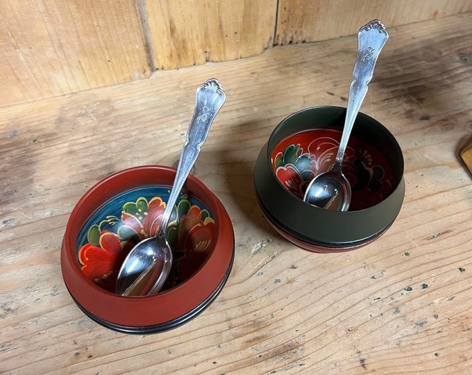 Norwegian Rosemaling Salt and Pepper Pot Set with antique silver spoon from 1931 folkart perfect for country style and modern kitchen