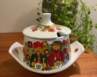1970's Turi Design Figgjo Flint Norway "Folklore" tureen/candy/sauce/Heering bowl