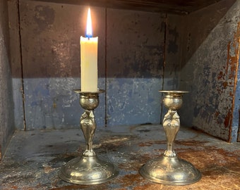Ca. 1960s Vintage Norwegian Pewter candlestick/tealight holder with RARE "Marabou stork" relief, Scandinavian Mid-Century Modern