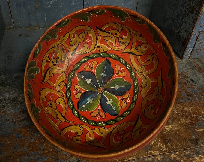 18/1900s Antique Norwegian beer bowl with original rosemaling, RUSTIC folkart folk art from Norway, collectible, primitive handcrafted