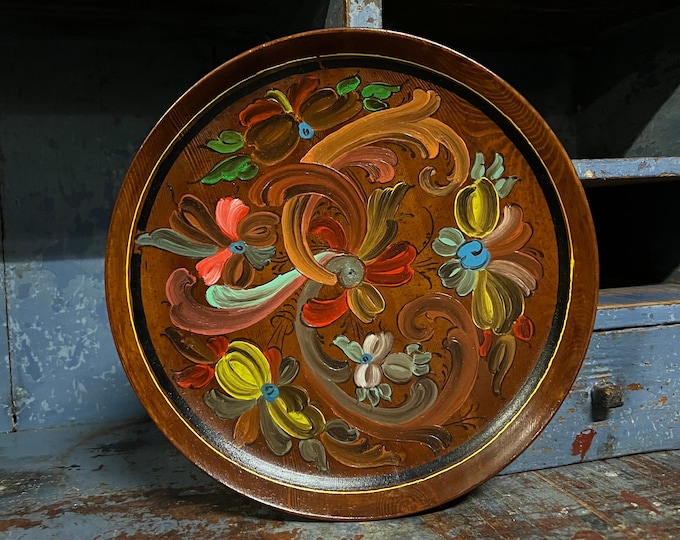 Vintage Norwegian rosemaling/ rose painting wall hanging wooden plate, pinewood bentwood, RUSTIC handcrafted.