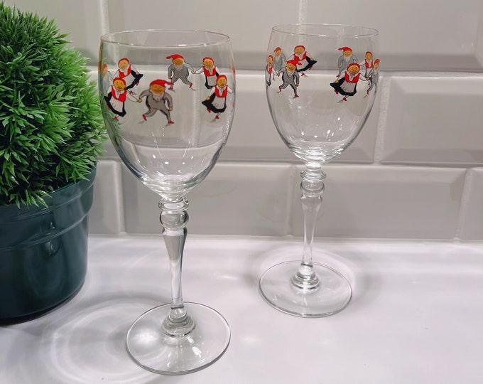 Vintage NISSE Norwegian Porsgrund design Wine /Red Wine glass, Scandinavian design Christmas table serving, COLLECTIBLE