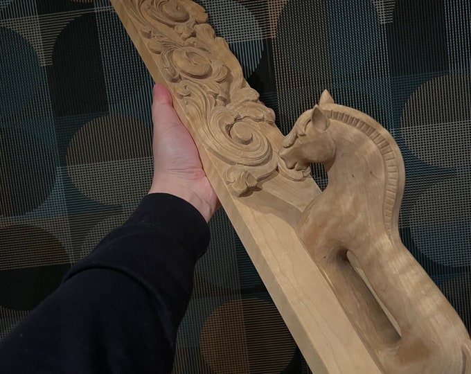 RARE 1981 Norwegian mangle board with stunning detailed carving, UNIQUE Horse handle, handcrafted, Norway folk art, Scandinavian folk-Art