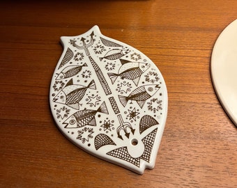 1974 Arne Lindaas(1924-2011) design vintage / retro / mid-century modern slicing / wall hanging plate by Porsgrund Porcelain, Collectible