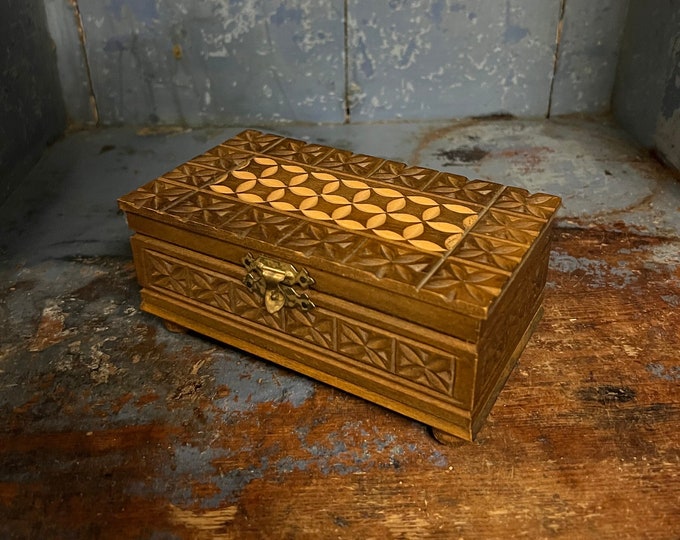 Vintage Memory & Keepsake Box,JEWELRY BOX , letter box, cigar box, handcarved handcrafted