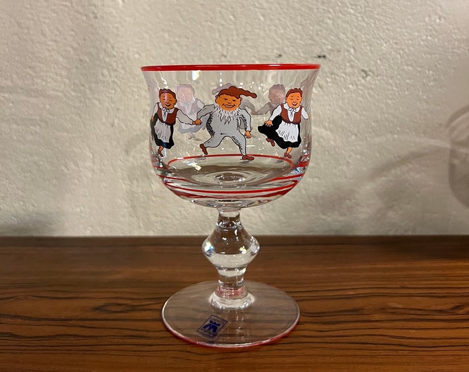 RARE Magnor Nisse Wine /Red Wine glass Norwegian Porsgrund design nisse motifs, Scandinavian design Christmas table serving, COLLECTIBLE