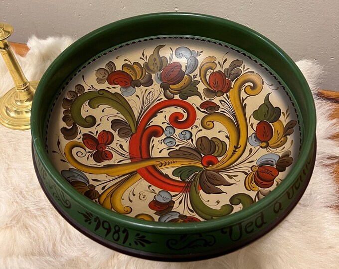 1981 Professional Painted Telemark rosemaling beer / fruit bowl, handcrafted,LARGE Dia. 31cm, folkart from Norway perfect for housewarming