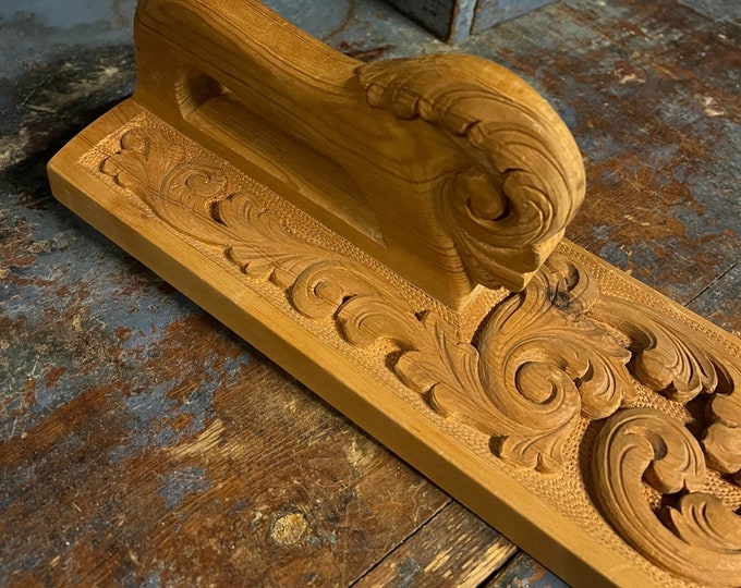 1950s UNIQUE Norwegian mangle board with stunning detailed carving, handcrafted, folkart from Gudbrandsdalen, Scandinavian folk-Art