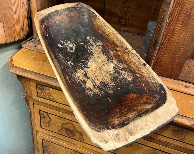 1800s' LARGE antique Norwegian hand carved serving tray/trau/Dough Bowl with beautiful patina, RUSTIC Country / farmhouse style antique