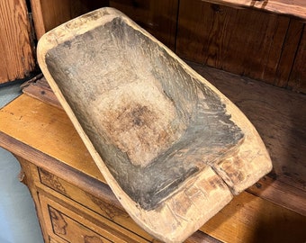 1800s' antique Norwegian hand carved serving tray/trau/Dough Bowl with beautiful patina, RUSTIC Country / farmhouse style antique