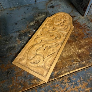Dated 1998 Vintage Norwegian handcrafted Cutting Slicing Board/Wall Decor. Telemark rosemaling pattern Norway folkart, kitchen cabin decor.