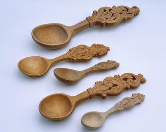 ca.1980s Vintage handcrafted / handcarved Spoon / Ladle from Norway,  Set of 5, Norwegian / Scandinavian folk art, collectible