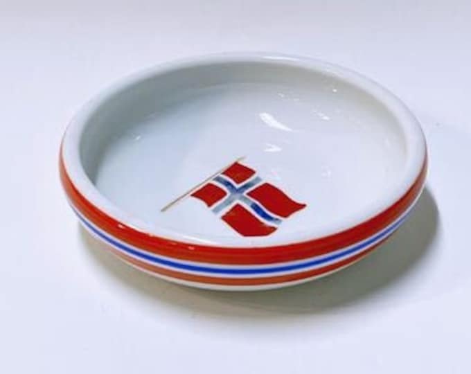 1930s Rare Collectible Norwegian Porsgrund bowl, Nordic pattern with National flag