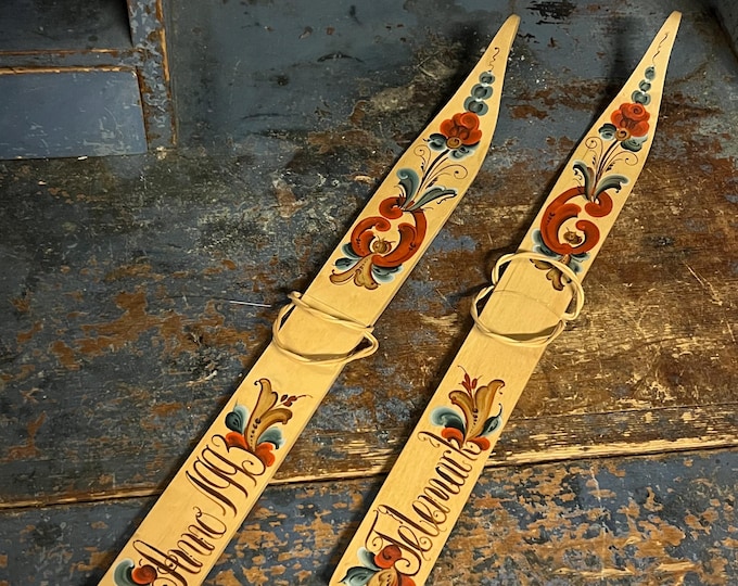 Dated 1993 Norwegian rosemaling wooden ski /wall decor from Telemark, Norway,  folkart / folk art, farmhouse style