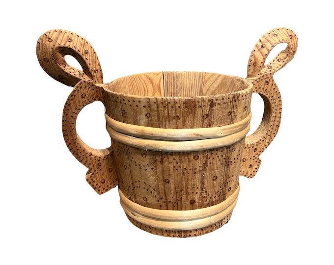 Vintage Norwegian handmade butter bucket/amber in pinewood with handle from Norway, Scandinavian country/farmhouse style