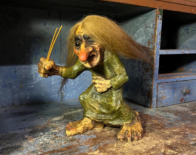 25cm LARGE Vintage NYFORM "Angry Old Troll Mother" handmade, Nordic/Norwegian/Scandinavian folkart, norsk heritage gift, collectible