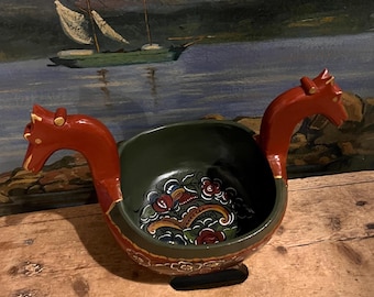 Norwegian Rosemaling KJENGE -RARE Vintage Scandinavian Folk Art Ale/beer bowl, Nature Pine, Double Horse Handle