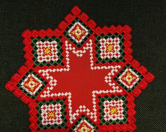 希少なヴィンテージ手刺繍ハーダンガーテーブルクロス/テーブル