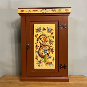 Dated 1990 Norwegian Rosemaling hanging cabinet in pinewood, Scandinavian Hand painted folk art, country style cabin/farmhouse wall shelf