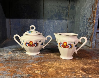 1970/80s Vintage Porsgrund FARMERS ROSE  Creamer Pitcher + Sugar Bowl, RARE Norwegian design serving pieces with gold rim