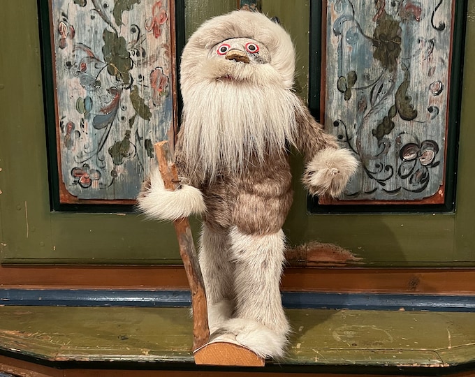 Large 52cm VTG Norwegian troll handmade Reindeer fur, Nordic / Scandinavian folk art, norsk heritage gift, RARE size Handcrafted collectible