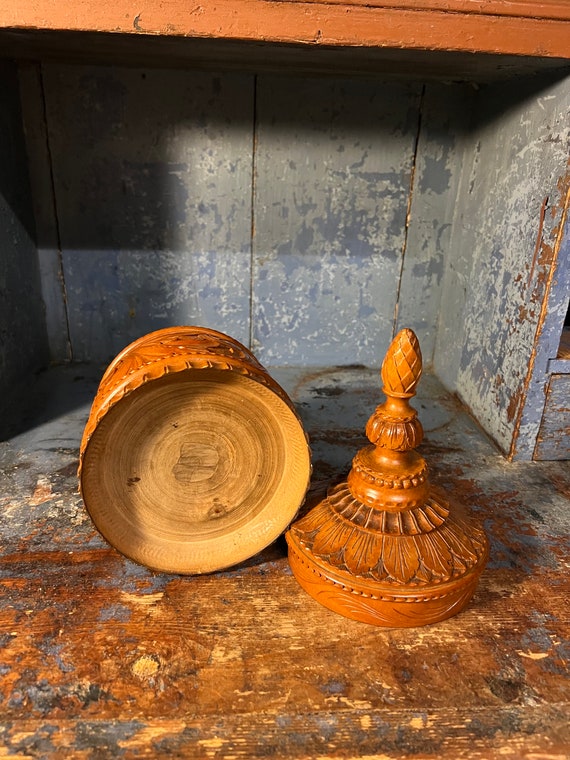 Buy 18/1900s Antique Detailed Handcarved Ole Olsen Moene Style Tobacco Box,  Norwegian Folk Art, a Master Piece, Scandinavian Wood Carving Online in  India