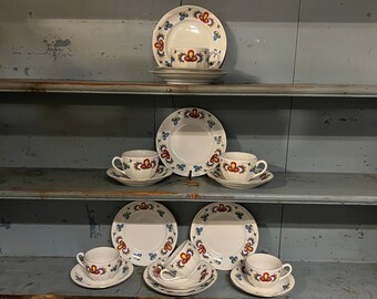 18pc Coffee/breakfast/bruch trio, Farmers Rose, Norwegian Porsgrund Porcelainvintage from 1970/80s, Nordic Pattern