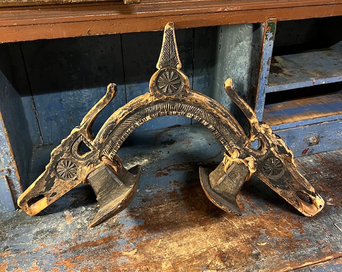 Museum Quality-1821 VIKING Dragon style Antique horse harness / Høvre / Selbåge / Selkrok from Norway, RUSTIC patina, stunning carving