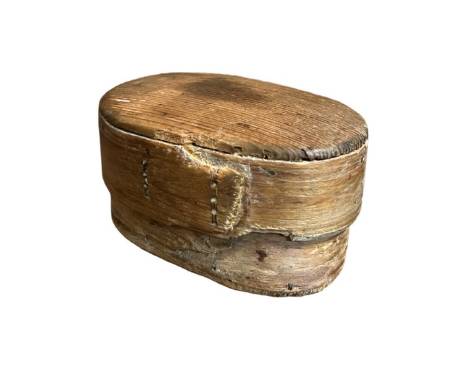 17/1800s antique Tine box from Norway, RUSTIC bentwood pinewood Norwegian folk art, handmade/ hand carved, country / farmhouse style