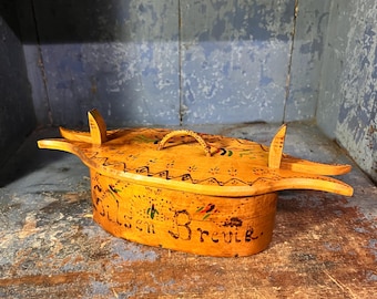 1940/50s Vintage Norwegian Tine box "Hilsen Brevik", bentwood, folkart folk art from Norway cabin farmhouse country style