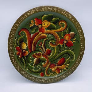 Dated 1976 LARGE Telemark rosemaling wall hanging plate, Fantastic professionally painted, Norwegian folk art, country farmhouse cabin