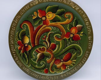 Dated 1976 LARGE Telemark rosemaling wall hanging plate, Fantastic professionally painted, Norwegian folk art, country farmhouse cabin
