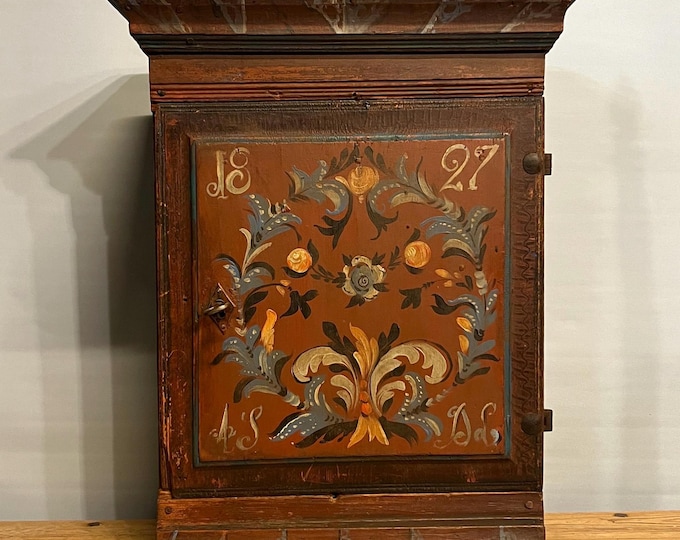 Dated 1827 Primitive RUSTIC antique hanging cabinet with Rosemaling by famous Embrik Bæra (1788-1876), Norwegian, Museum-Quality