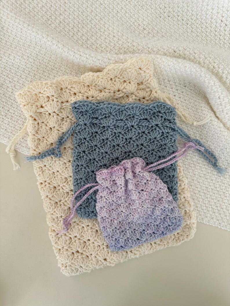 crochet drawstring bag, crochet bag