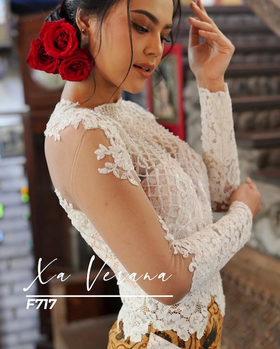 Indonesian Wedding Dress, Javanese Bride, White Kebaya