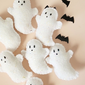 Felt ghost, minature ghost, minature, doll house, halloween accessories, ghost product, halloween doll house accessories, ghost pillow
