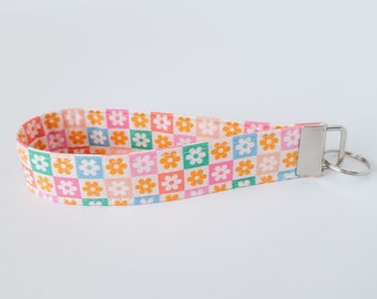 Rainbow Daisy Checkered Wristlet, Cute Keychain, Key Fob, Retro Keychain, Handmade