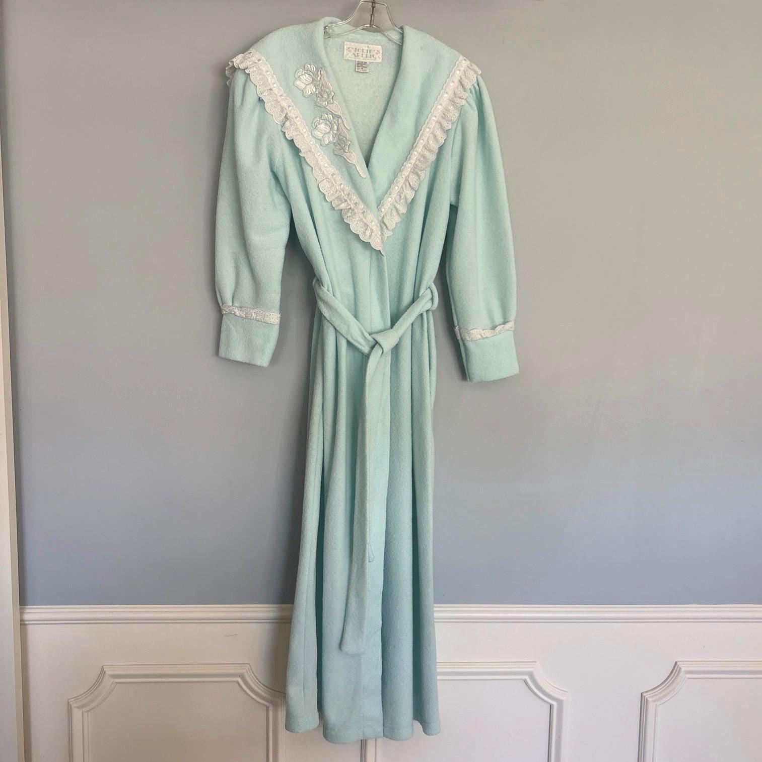 Vintage 70s 80s Fleece Robe With Lace Trim by Jodie Arden, Size Medium ...