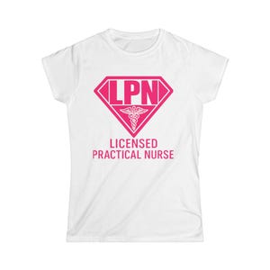 Lizenziertes praktisches Krankenschwester-T-Shirt, niedliches Krankenpflege-T-Shirt, Geschenke für Krankenschwestern, gesundheitskleid, Krankenschwester-Anerkennung, Krankenschwestern-Wochen-Shirt