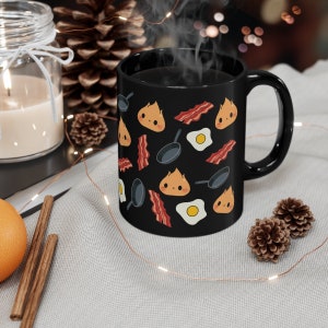 Howl&#39;s bewegliches Schloss inspirierte Chibi Calcifer Feuer-Dämon schwarze Kaffeetasse, 11 Unze.
