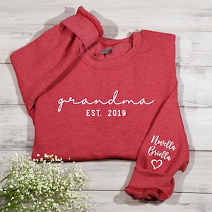 Embroidered Custom Grandma Sweatshirt with Grandkids Names on Sleeve, Est Date Mom Hoodie, Gift for Grandma, Minimalist Grandma Shirt