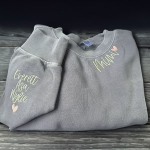 Comfort Colors® Custom Embroidered Mimi Sweatshirt with Grandkids Name, Personalized Embroidery Grandma, Custom Mimi Gifts, Christmas Gifts