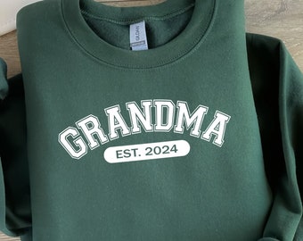 Grandma 2024 sweatshirts(crewneck), Grandma 2024 hoodies,Cool Grandma Hoodie,new grandma sweatshirt,New Grandma Gift,Best Grandma tees